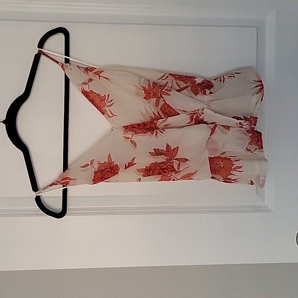 ASTR The Label Floral Top - Picture 1 of 10